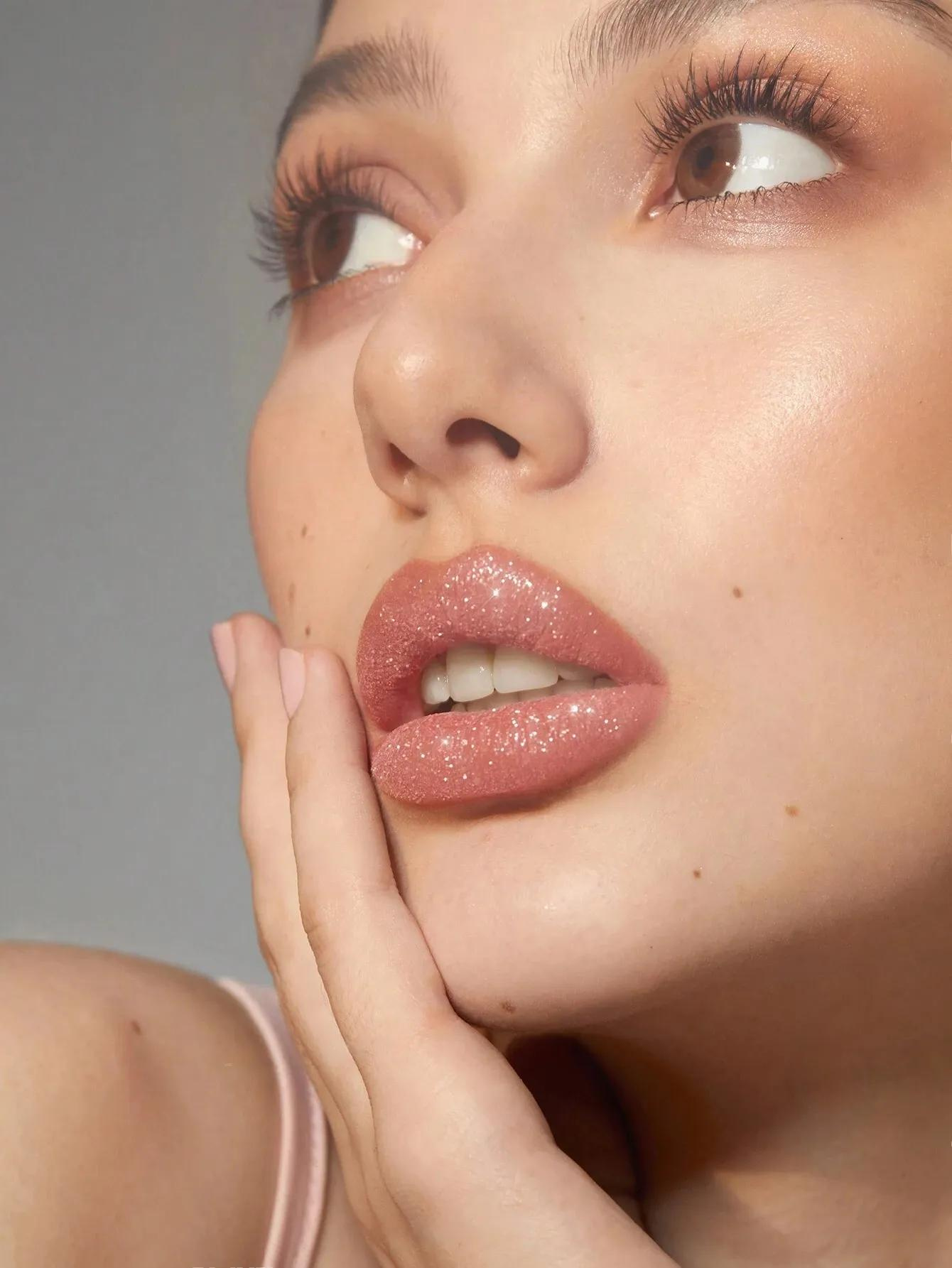 Kit Delineador Labial con glitter